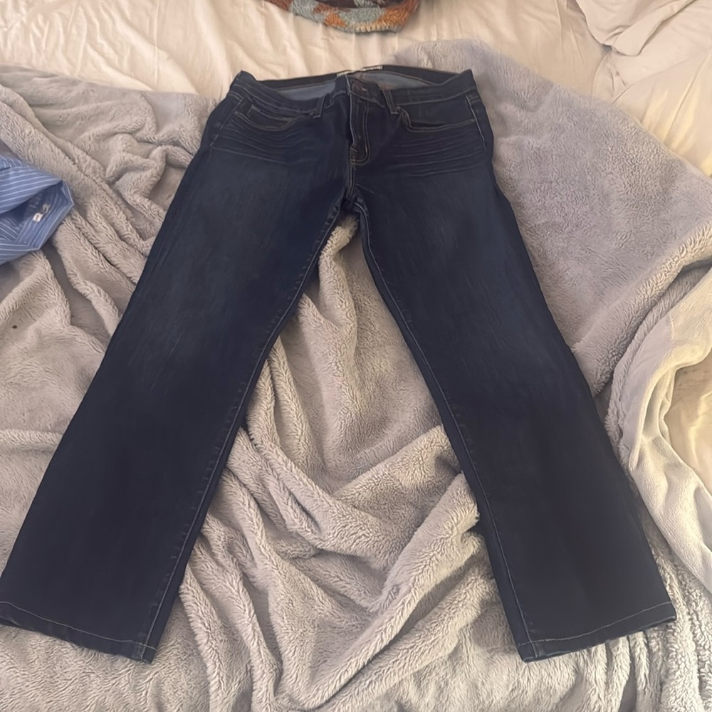 Like new J Brand cigarette jeans, size 32